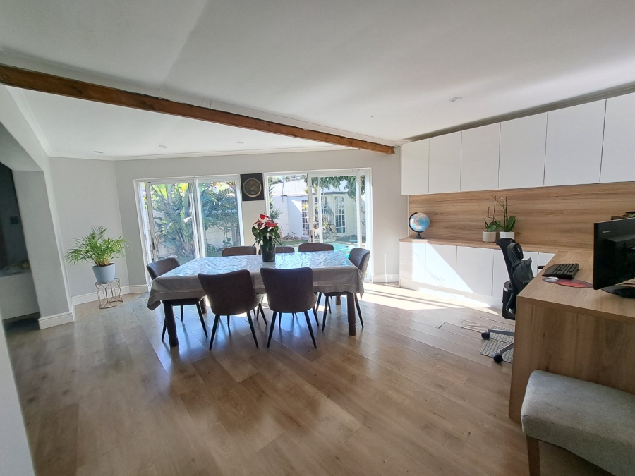 4 Bedroom Property for Sale in Lansdowne Western Cape